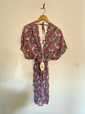 Lani Lau Coral, White and Gray Leaf-Print V-Neck Mini Dress size M/L